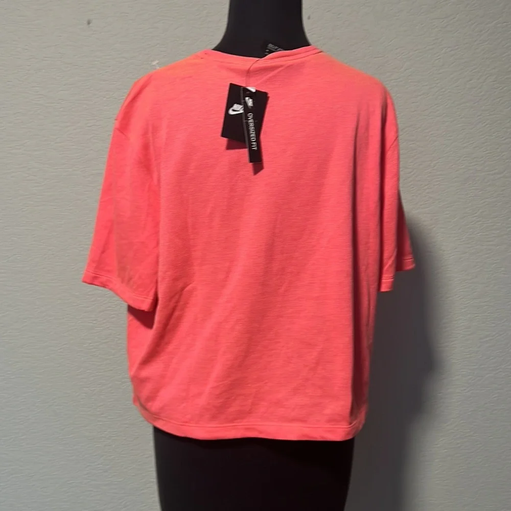 Nike oversized crop top NWT